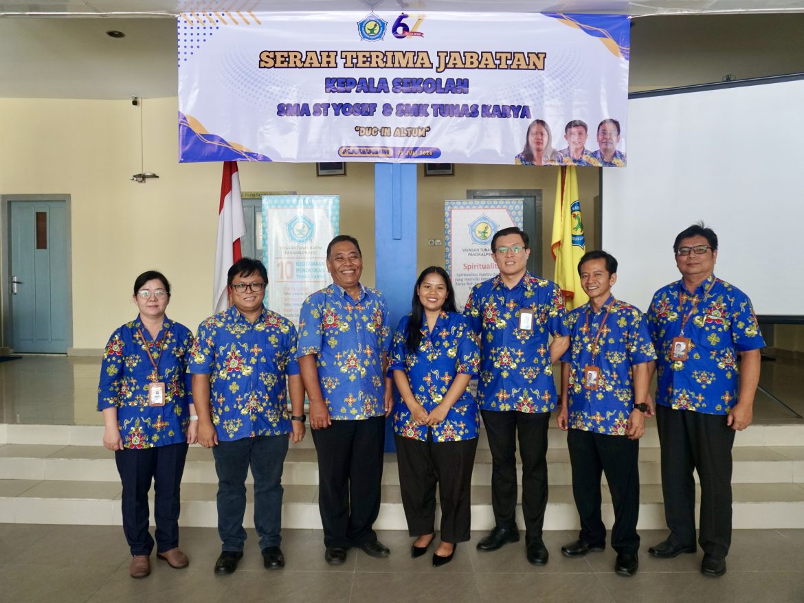 Serah Terima Jabatan Kepala SMA Santo Yosef dan SMK Tunas Karya Tandai Estafet Kepemimpinan Baru